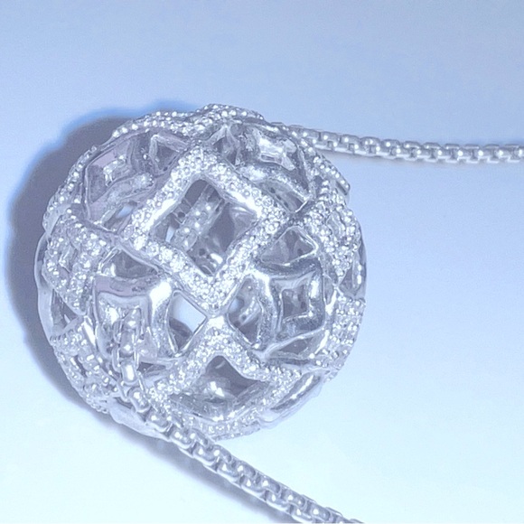 David Yurman Diamond Quatrefoil Ball Pendant Necklace - Picture 5 of 13